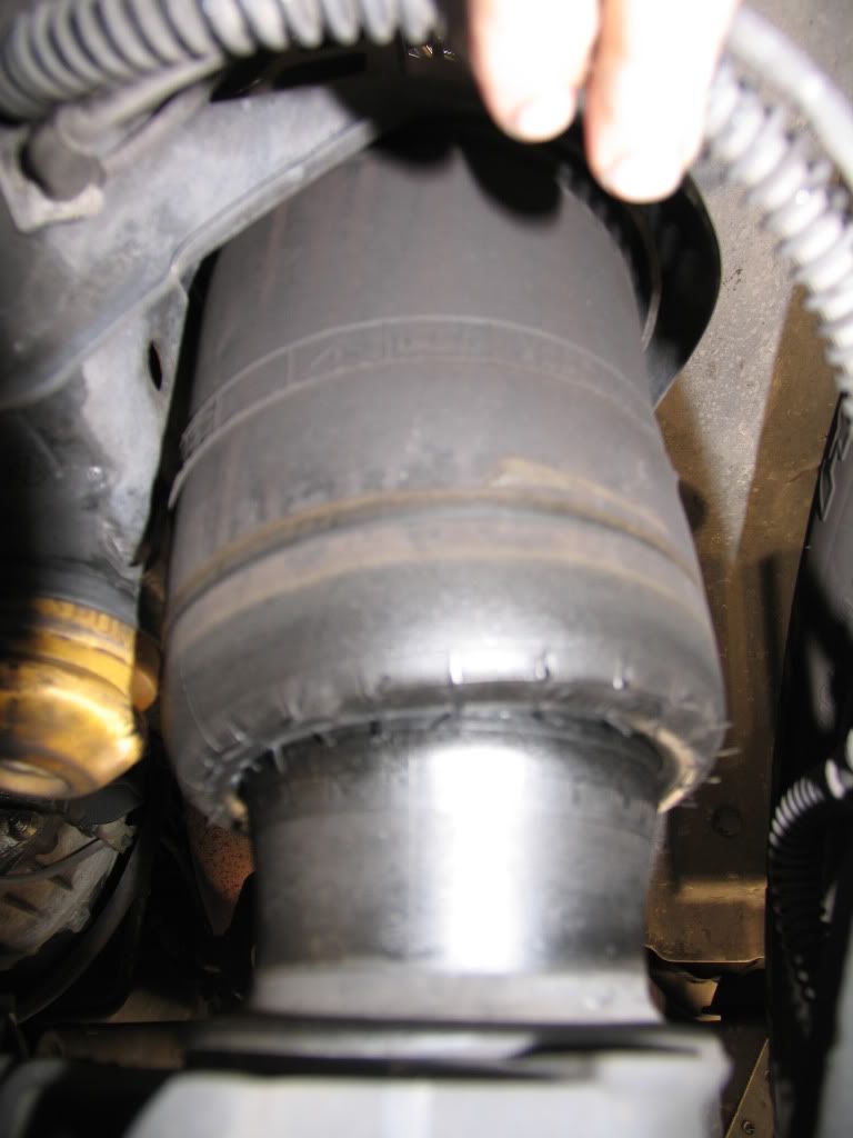 EAS Airbag leakdown... Bag looks perfect, O ring not showing leaks